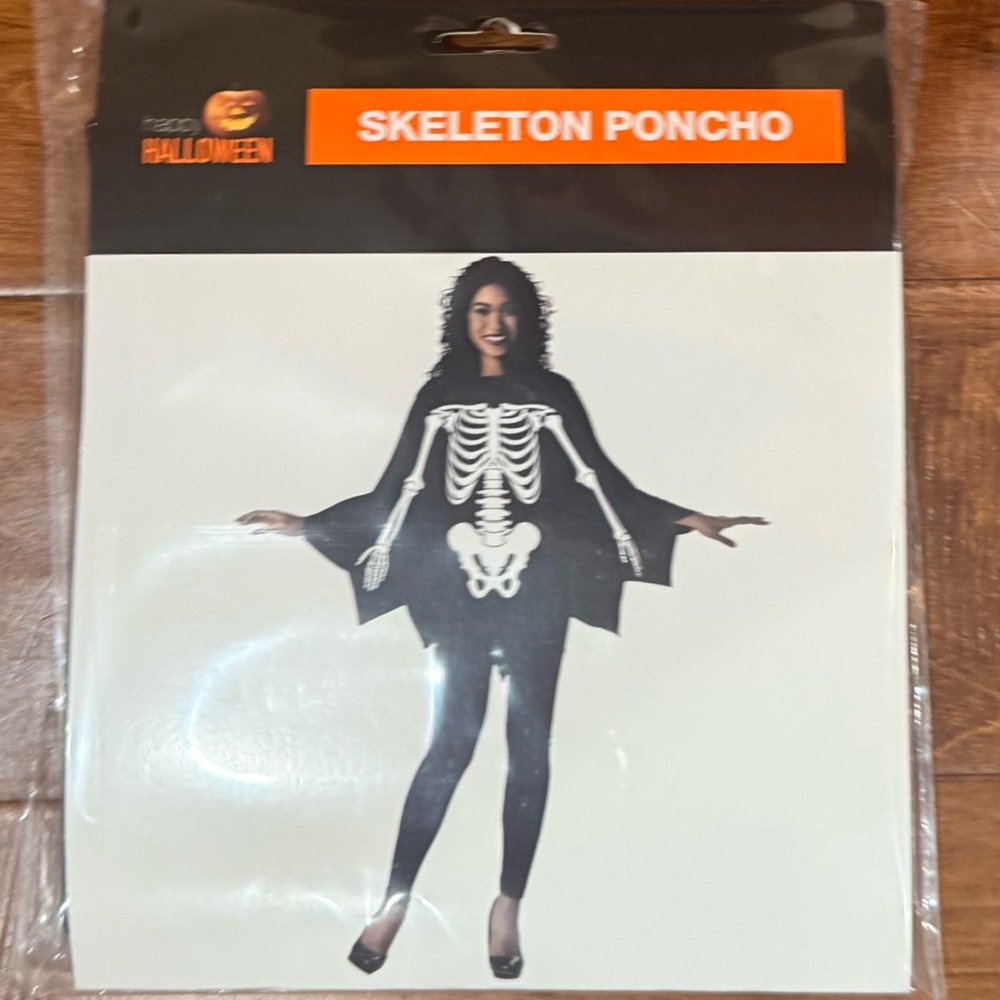 NWT One Size Fits Most Happy Halloween Skeleton Poncho Costume